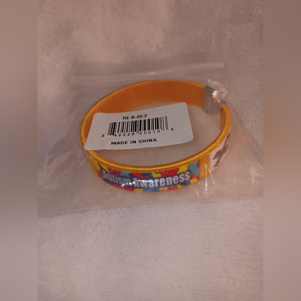 Adult Yellow Autism Awareness Bangle Bracelet New Without Tags